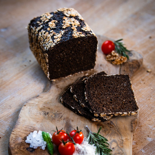Dunkles Schwarzbrot